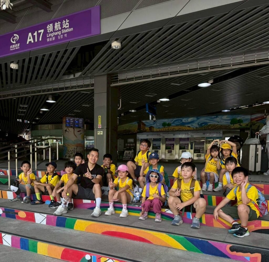 Good Good English students taking the MRT as part of a real-life experience